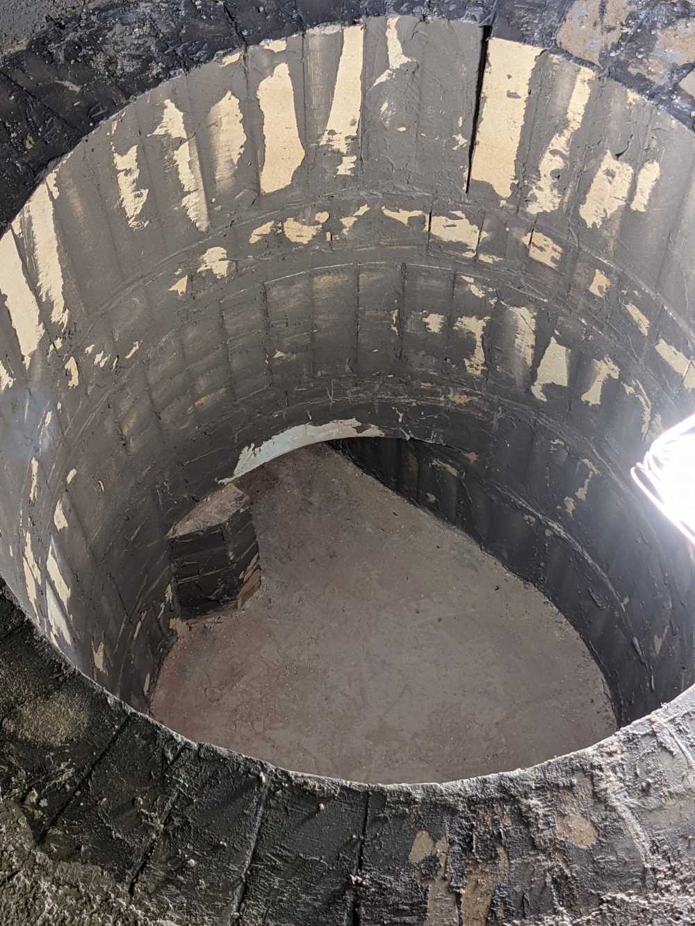 築炉工事の様子1